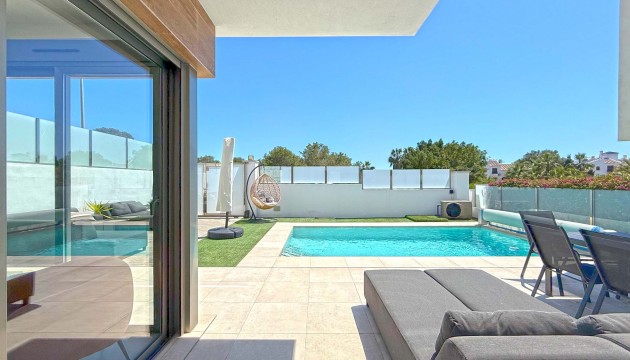 Reventa - Chalet Independiente - Orihuela Costa - Villamartín