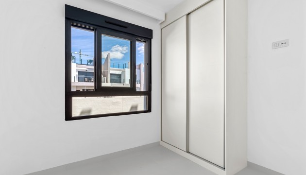 Reventa - Apartamento - San Miguel de Salinas