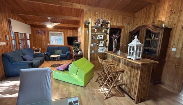 Begagnad - Landsbyggdshus - Orihuela