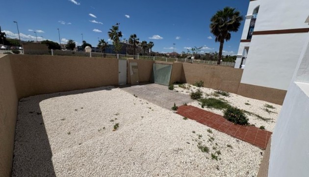 Resale - Apartment - Orihuela Costa