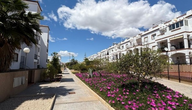 Resale - Apartment - Orihuela Costa