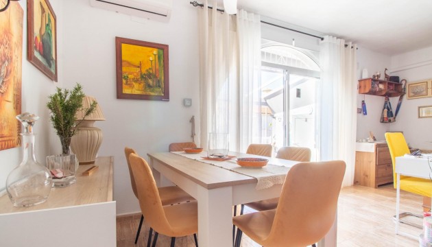 Resale - Bungalow - Torrevieja - El chaparral