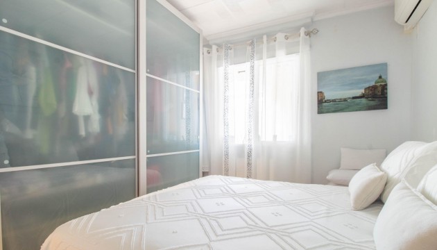 Resale - Bungalow - Torrevieja - El chaparral