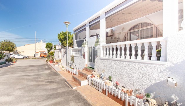 Resale - Bungalow - Torrevieja - El chaparral