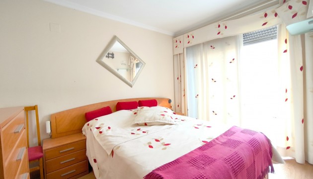 Resale - Apartment - Torrevieja - Playa de los Locos