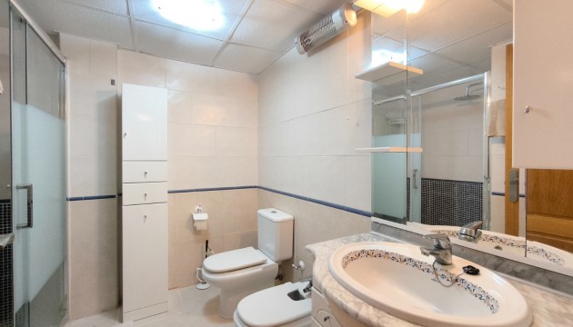 Resale - Apartment - Torrevieja - Playa de los Locos