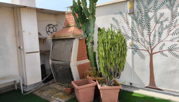 Resale - Apartment - Torrevieja - Playa de los Locos