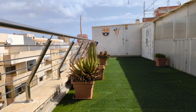 Resale - Apartment - Torrevieja - Playa de los Locos