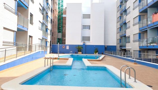 Resale - Apartment - Torrevieja - Playa de los Locos