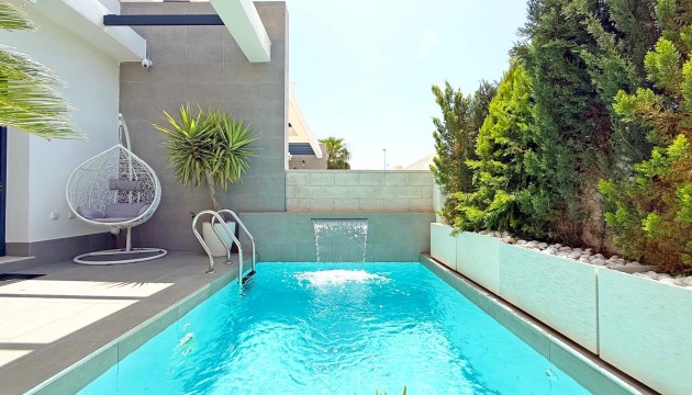 Resale - Semi Detached Villa - Orihuela Costa - Villamartín