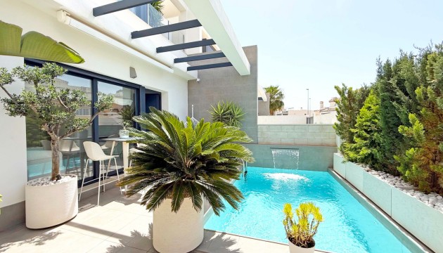 Resale - Semi Detached Villa - Orihuela Costa - Villamartín