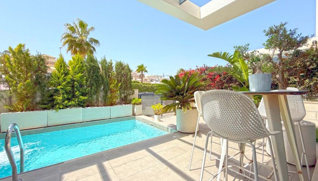 Resale - Semi Detached Villa - Orihuela Costa - Villamartín