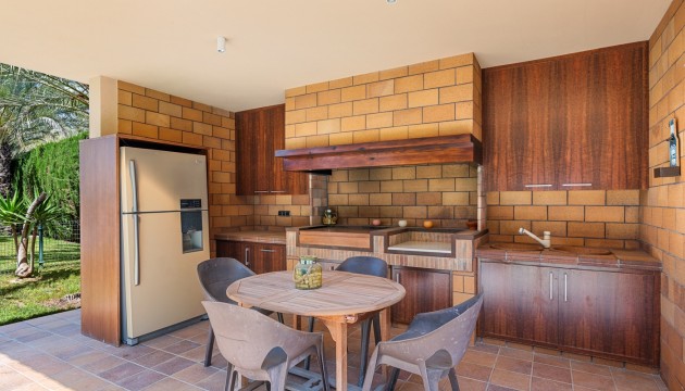 Begagnad - Fristående Villa - Elche