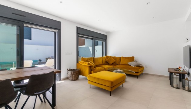 Herverkoop - Detached Villa - Torre de la Horadada