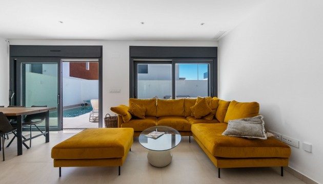 Herverkoop - Detached Villa - Torre de la Horadada