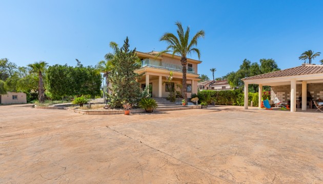 Herverkoop - Detached Villa - Elche