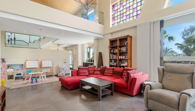 Herverkoop - Detached Villa - Elche