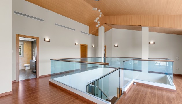 Herverkoop - Detached Villa - Elche