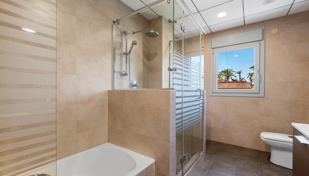 Herverkoop - Detached Villa - Elche