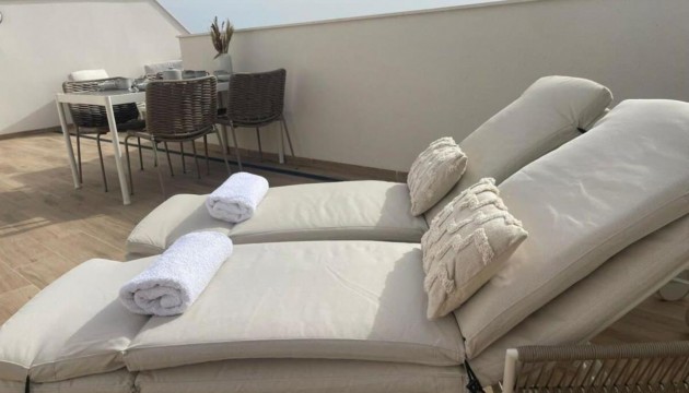 Resale - Apartment - Orihuela Costa - Villamartín