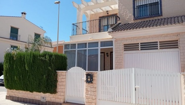 Resale - Detached Villa - Pilar de la Horadada