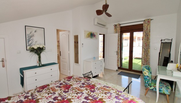 Resale - Townhouse - Orihuela Costa - Villamartín