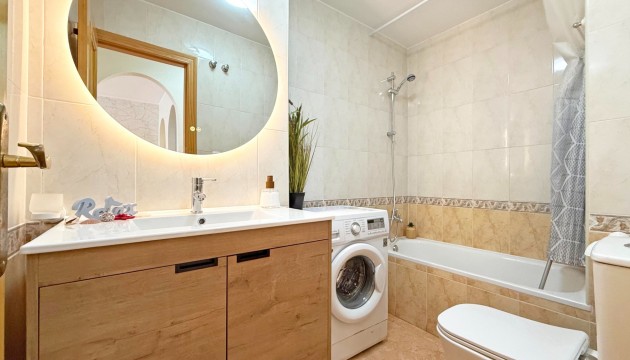 Herverkoop - Apartment - Torrevieja