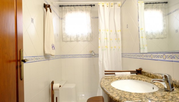 Herverkoop - Detached Villa - Orihuela