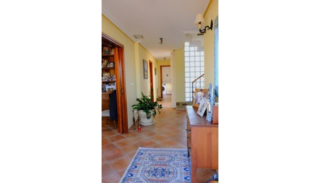 Herverkoop - Detached Villa - Orihuela