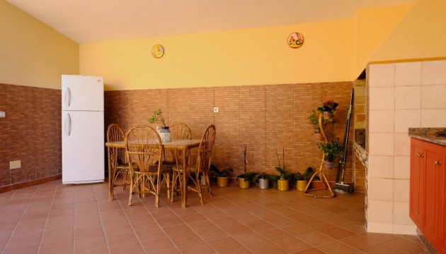 Herverkoop - Detached Villa - Orihuela