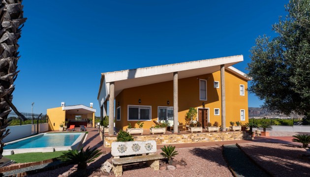 Herverkoop - Detached Villa - Orihuela