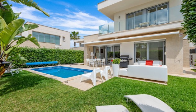 Resale - Detached Villa - Orihuela Costa - Vistabella Golf