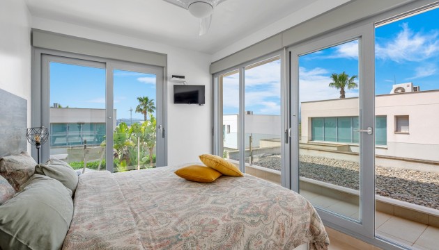 Resale - Detached Villa - Orihuela Costa - Vistabella Golf