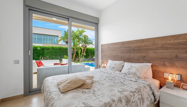 Resale - Detached Villa - Orihuela Costa - Vistabella Golf