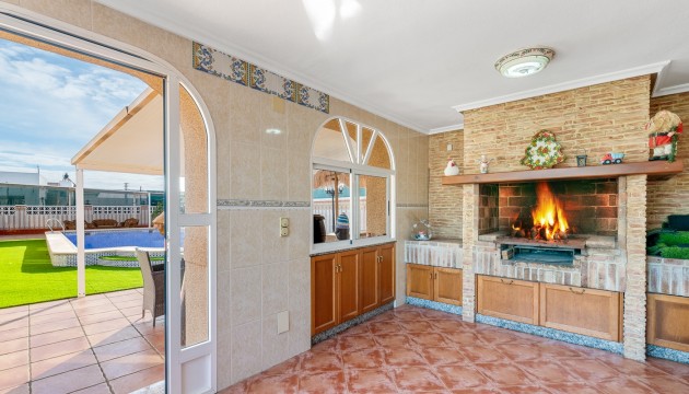 Wiederverkauf - Detached Villa - Torrevieja