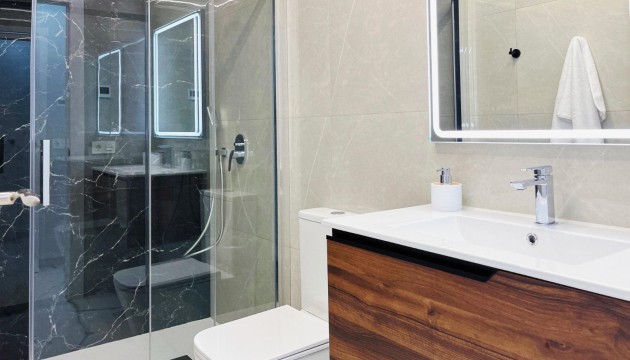 Resale - Apartment - Torrevieja - Playa del Cura