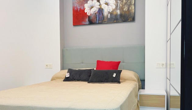 Resale - Apartment - Torrevieja - Playa del Cura