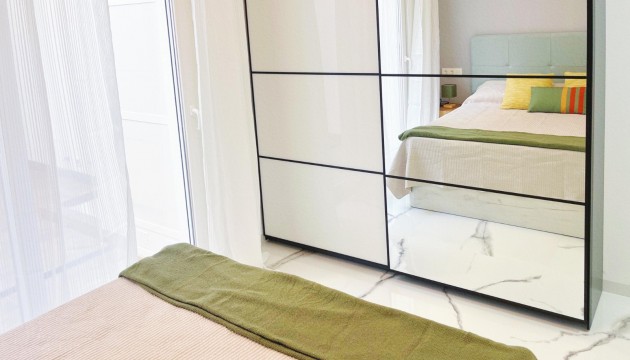 Resale - Apartment - Torrevieja - Playa del Cura