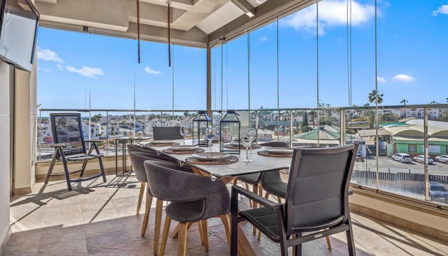 Resale - Apartment - Orihuela Costa - Villamartín