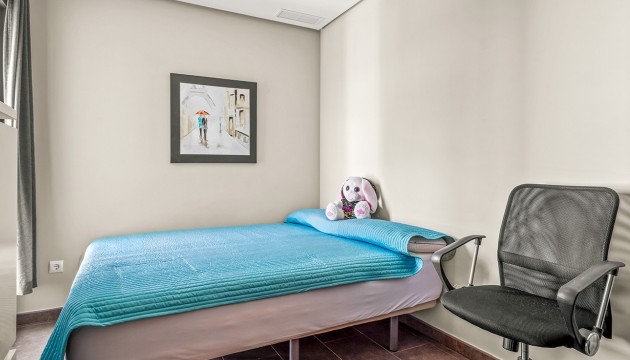 Resale - Apartment - Orihuela Costa - Villamartín