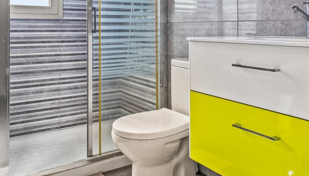 Resale - Apartment - Orihuela Costa - Villamartín