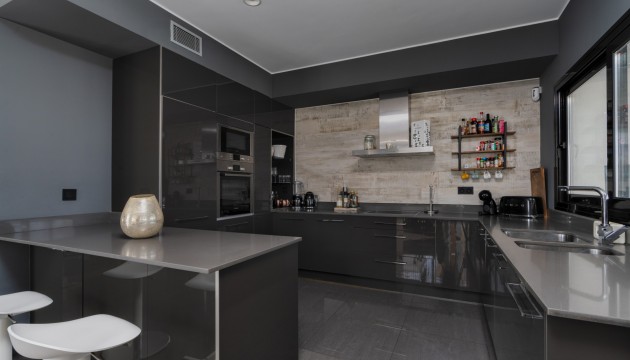 Wiederverkauf - Detached Villa - La Marina