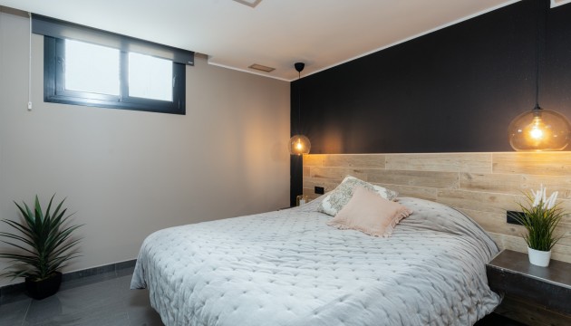 Wiederverkauf - Detached Villa - La Marina