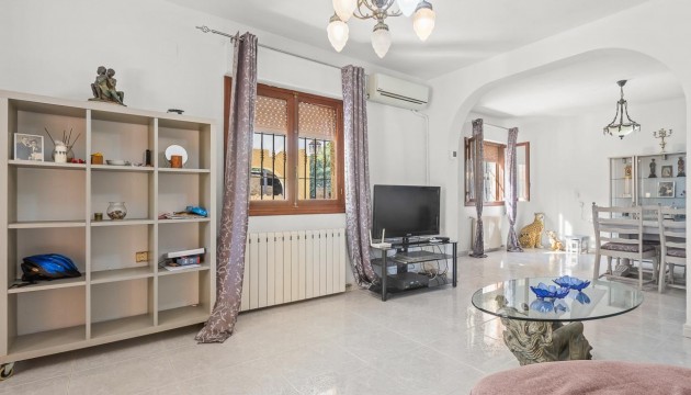 Resale - Detached Villa - Orihuela Costa - Villamartín