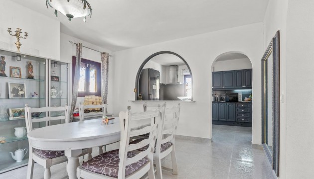 Resale - Detached Villa - Orihuela Costa - Villamartín