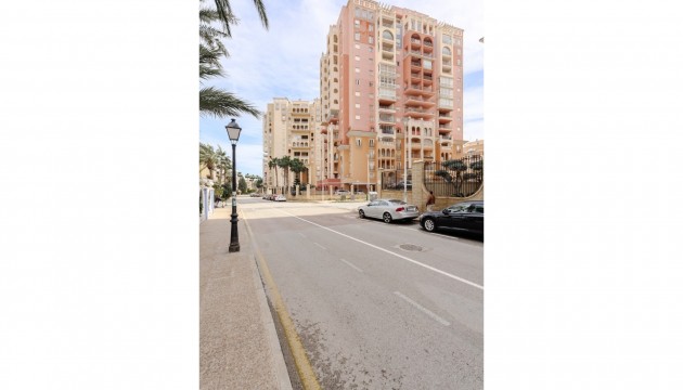 Resale - Apartment - Torrevieja - Playa de los Locos