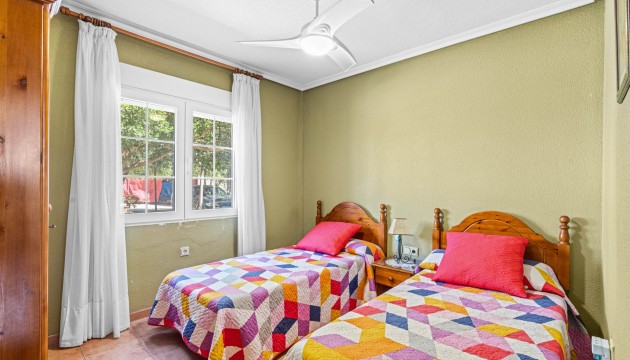 Resale - Detached Villa - El Altet