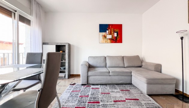Resale - Apartment - Alicante