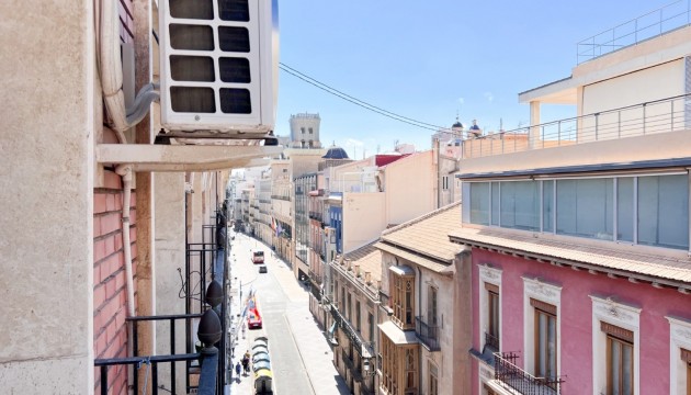 Resale - Apartment - Alicante