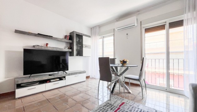 Resale - Apartment - Alicante